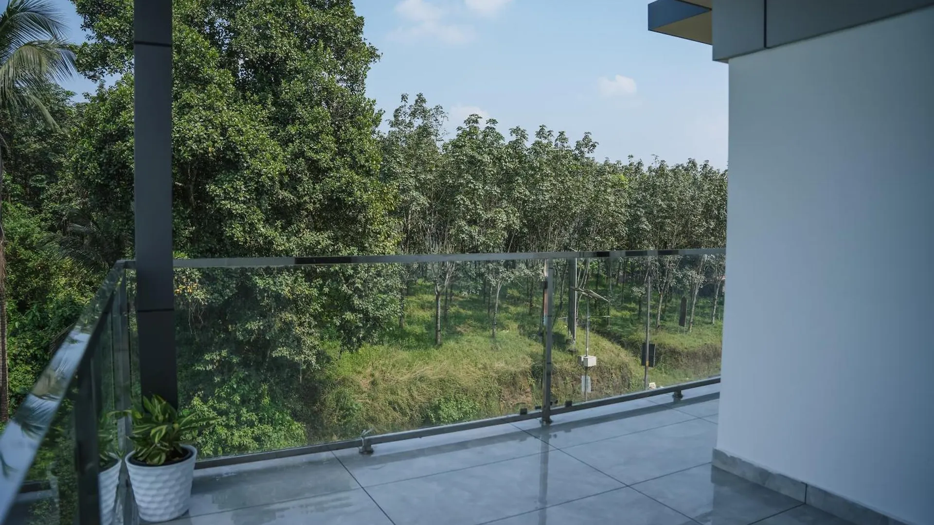 Vcode Hillview Apartment Thodupuzha